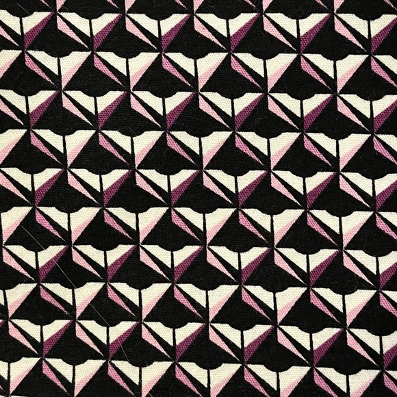 White House Black Market Size 2 Short Black and Pink Geometric Pattern Shorts - Picture 6 of 7